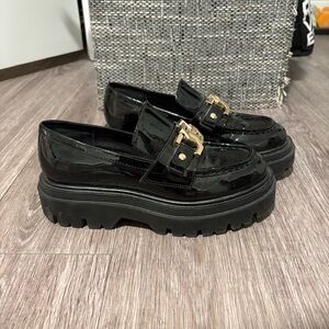 GUESS Platform Loafers 7W